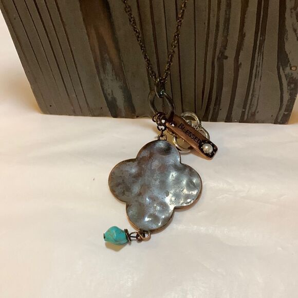 Pendant charms necklace with antique/vintage tone chain - Picture 1 of 4